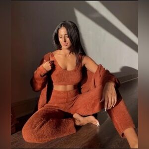 Camila Coelho Alondra Crop